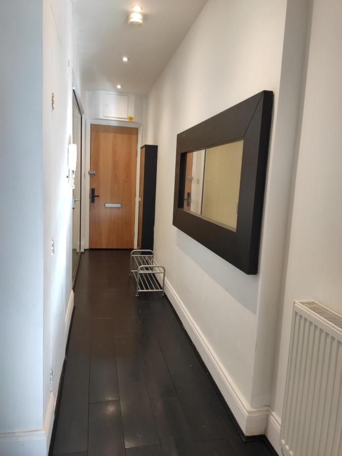 City Centre 2 Bedrooms 2 Ensuite Flat Free Parking 诺丁汉 外观 照片