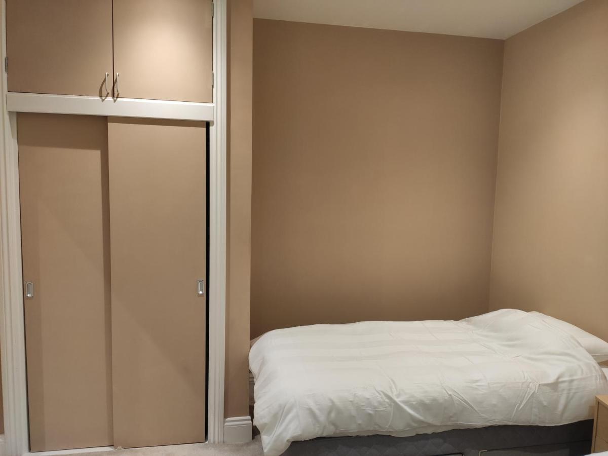 City Centre 2 Bedrooms 2 Ensuite Flat Free Parking 诺丁汉 外观 照片