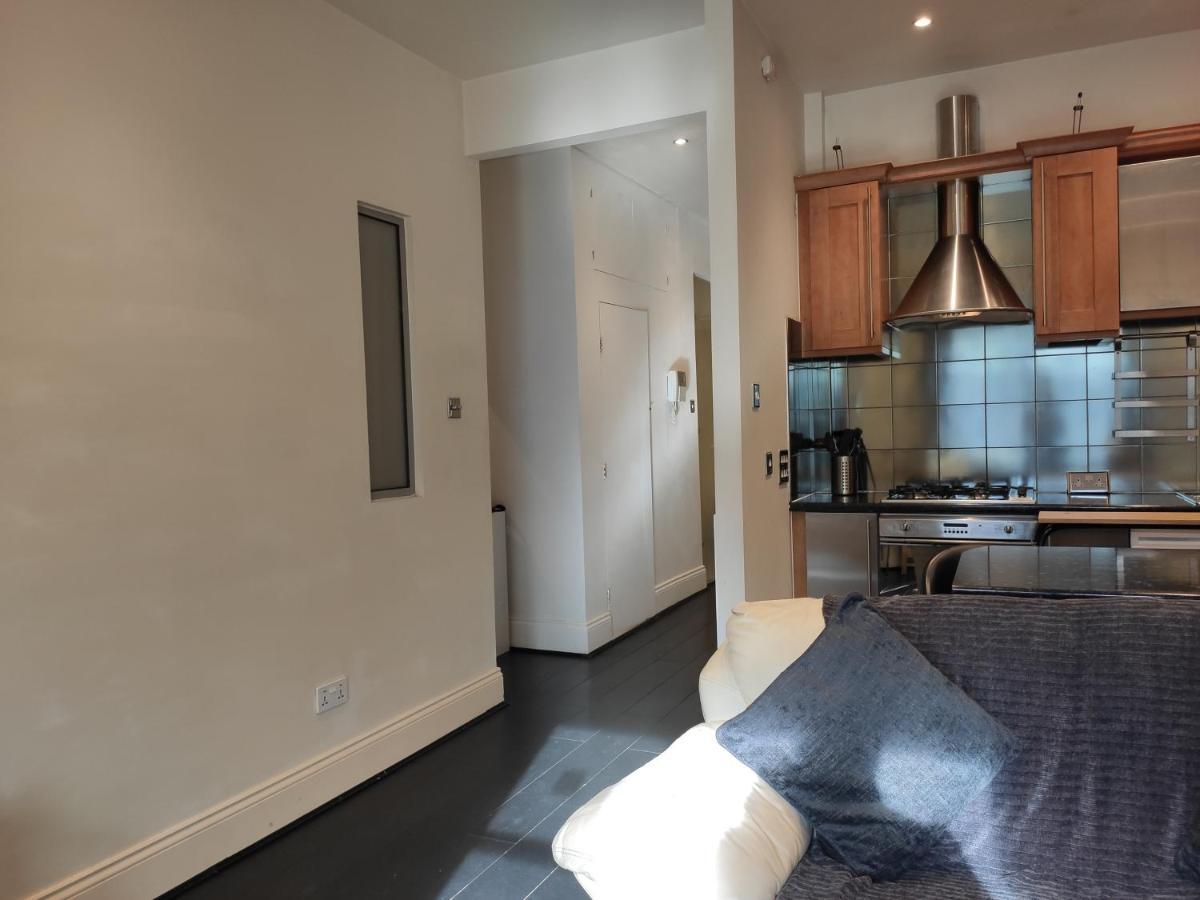 City Centre 2 Bedrooms 2 Ensuite Flat Free Parking 诺丁汉 外观 照片